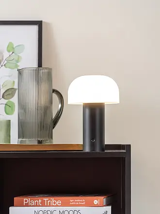 LEITMOTIV | LED Tischlampe LUCA Jungle Green | schwarz
